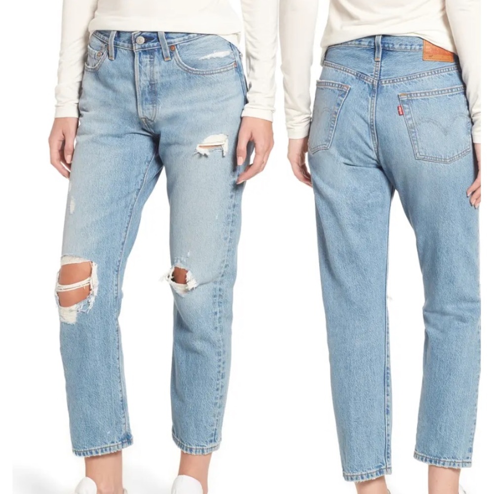 501 Levi’s wedgie fit ripped cropped jeans